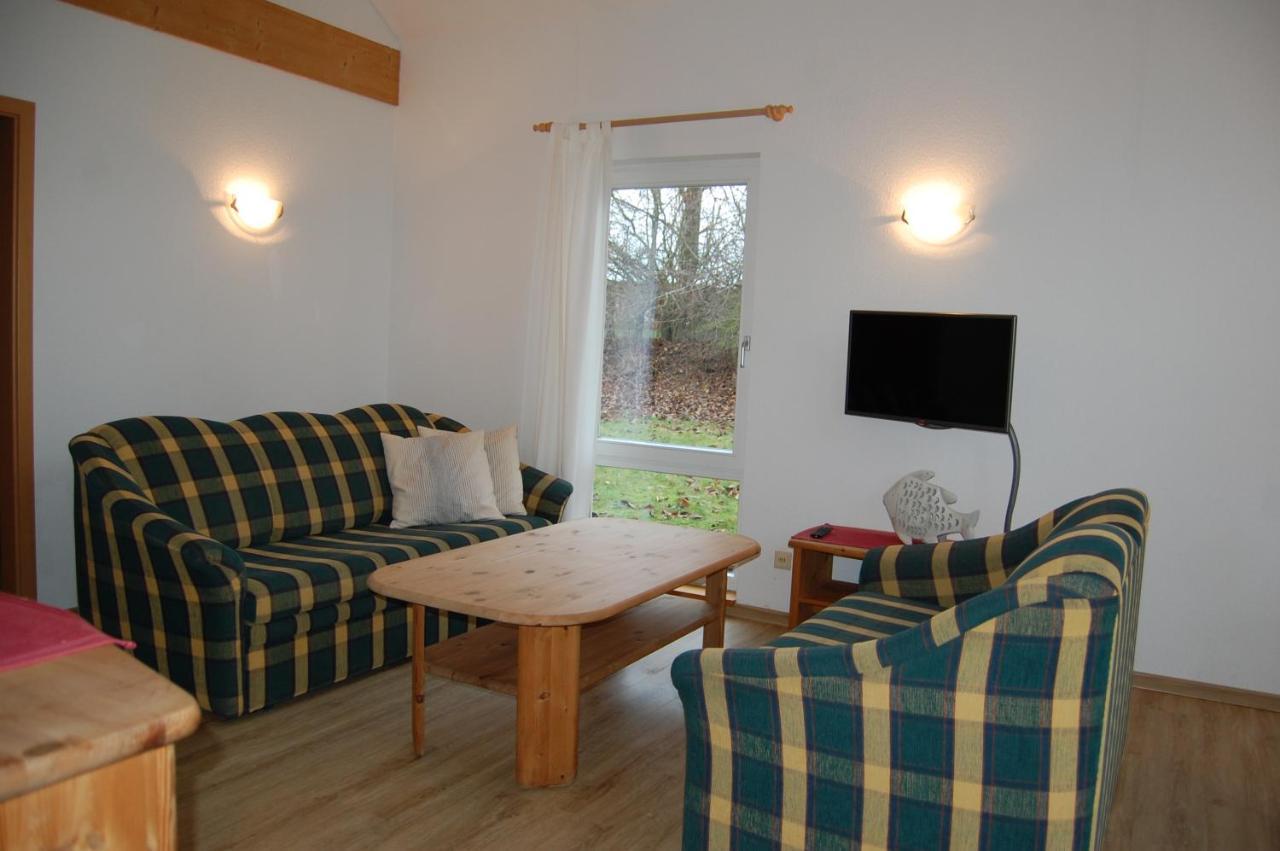 Ostseehotel Kluetzer Winkel Hohen Schoenberg Extérieur photo